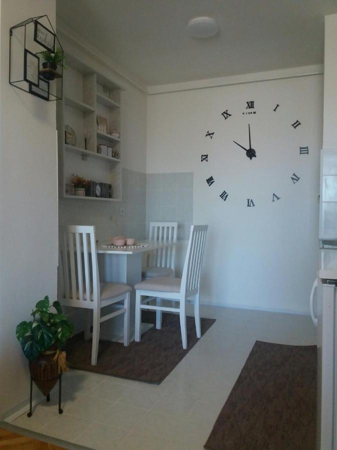 Apartman Breza Ruma Luaran gambar